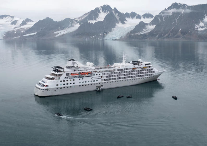 Cruise Ship